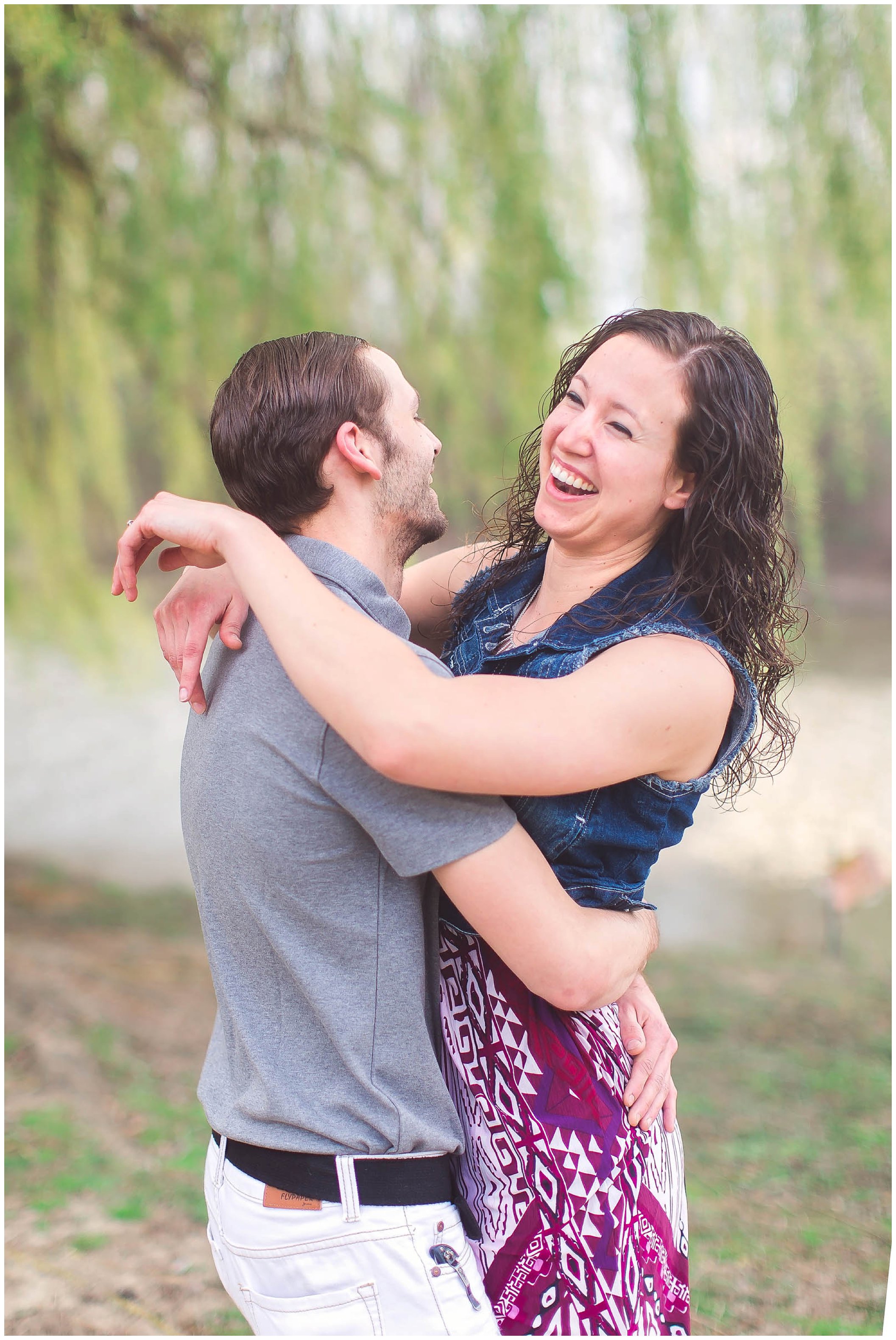 Fort Wayne, Indiana spring engagement session. Midwest and Destination Wedding Photographer_0014.jpg