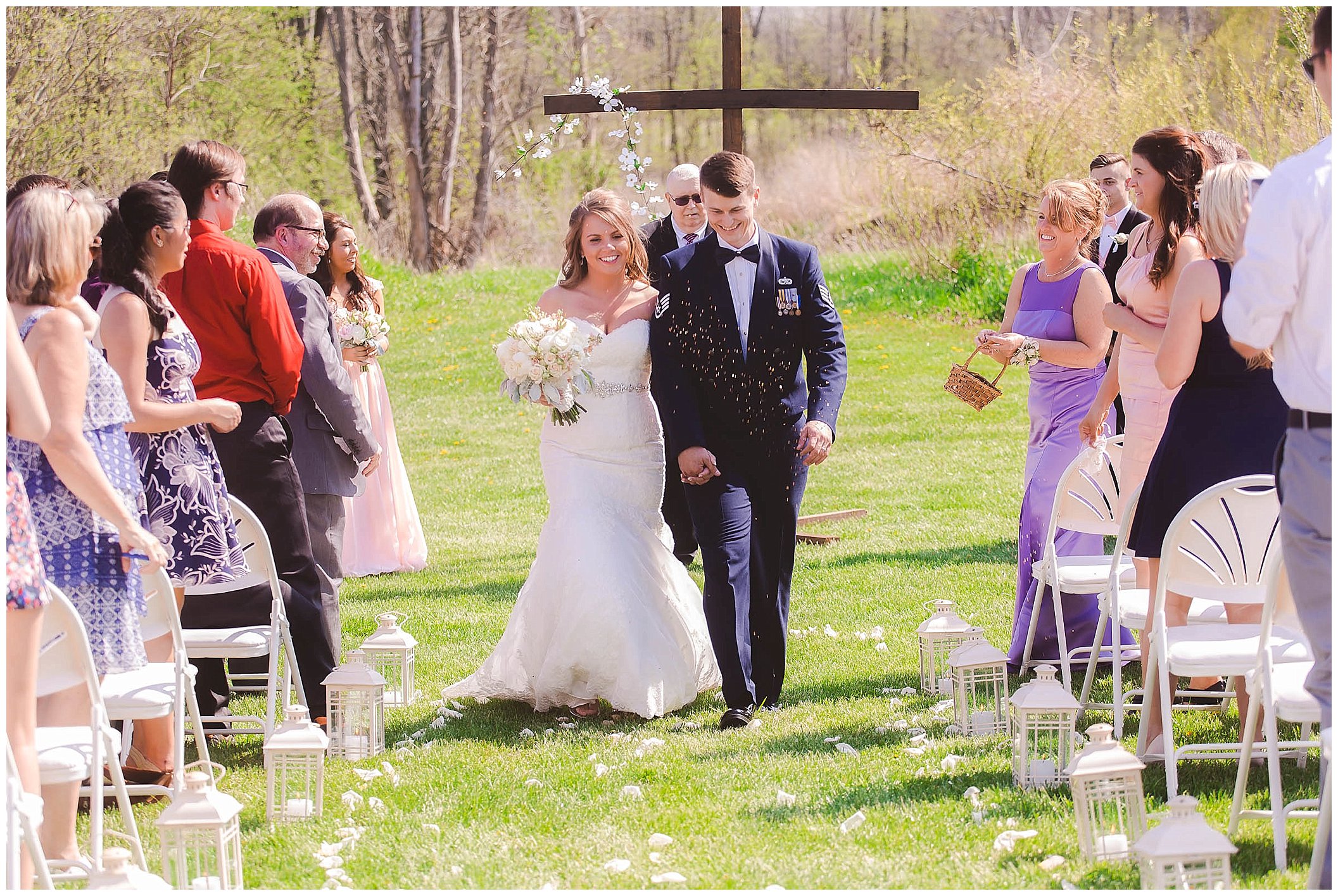 Indiana Wedding Photographer, Marian Hills Farm in Fort Wayne, Indiana_0073.jpg