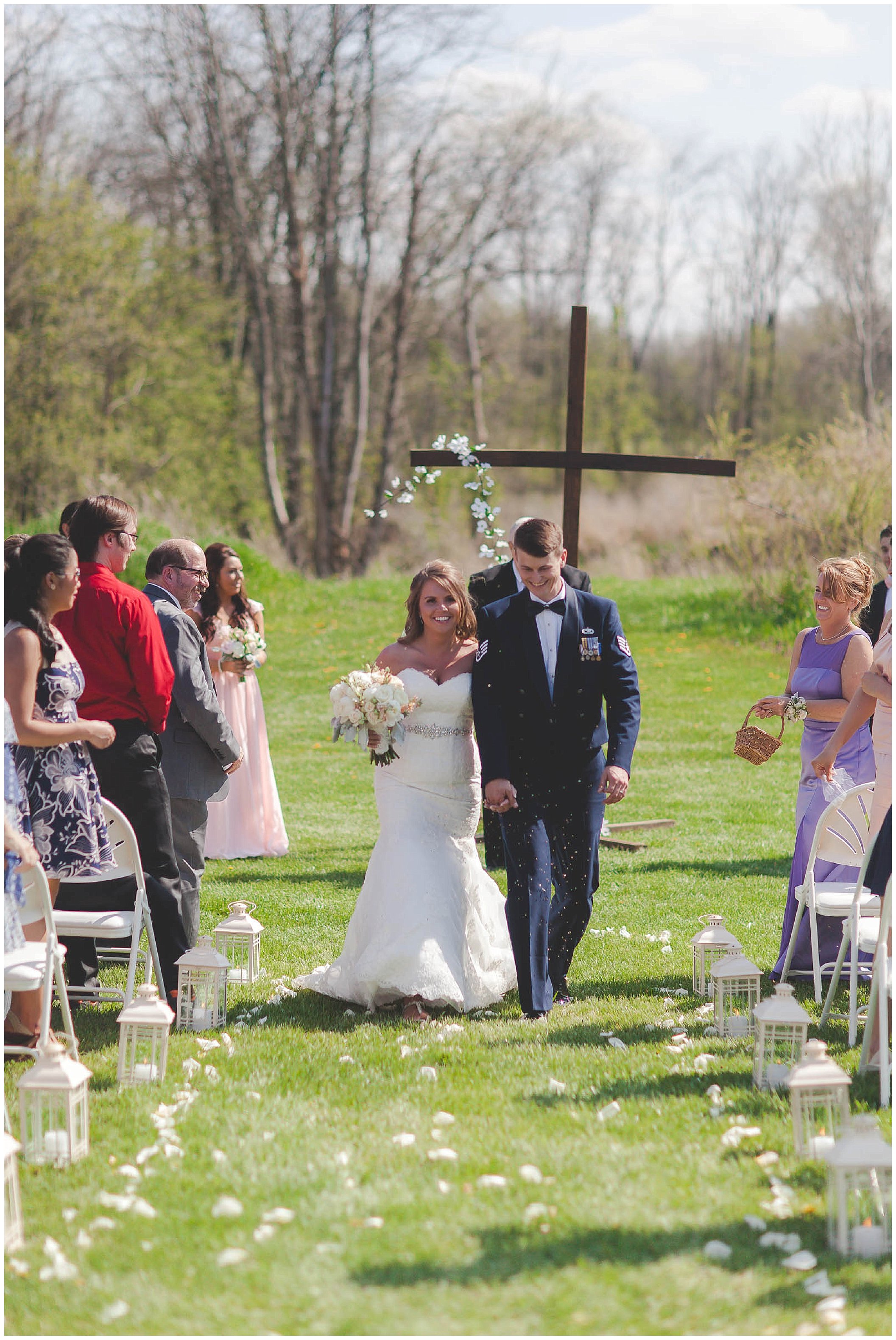 Indiana Wedding Photographer, Marian Hills Farm in Fort Wayne, Indiana_0082.jpg