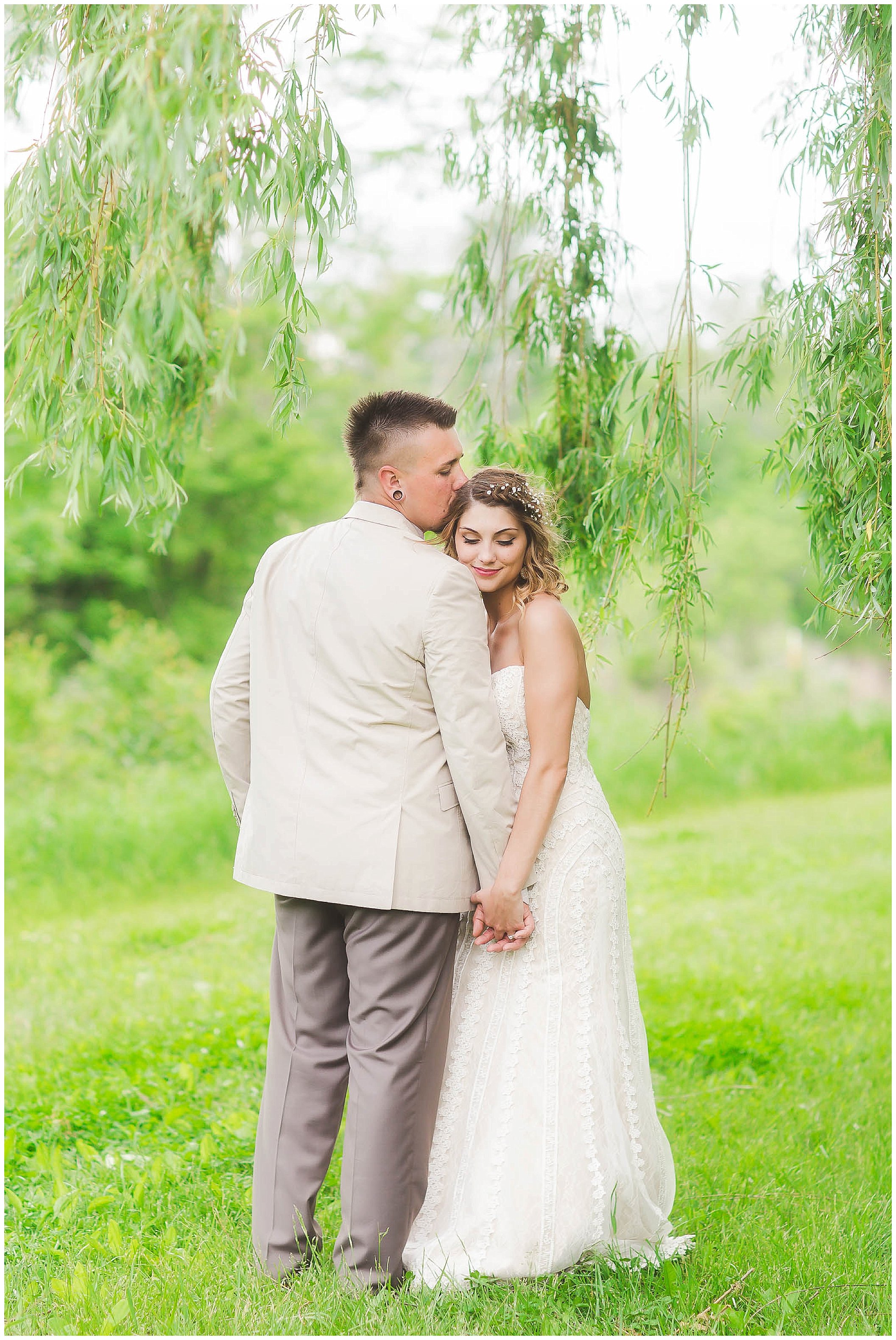 Fort Wayne Indiana Wedding Photographer, Marian Hills Farm in Fort Wayne_0148.jpg