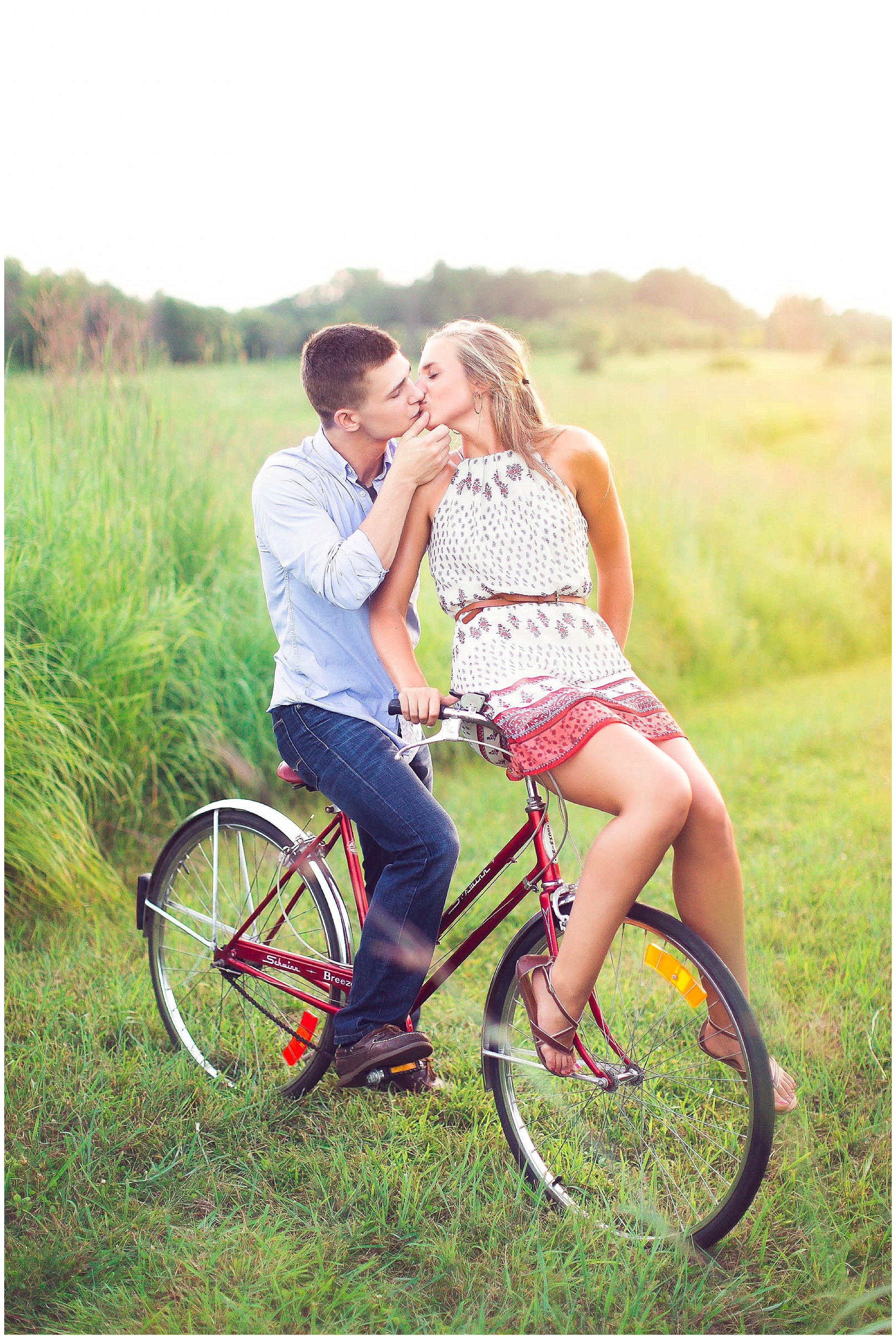 Fort Wayne Indiana Wedding Photographer, Summer bike engagement session_0003.jpg