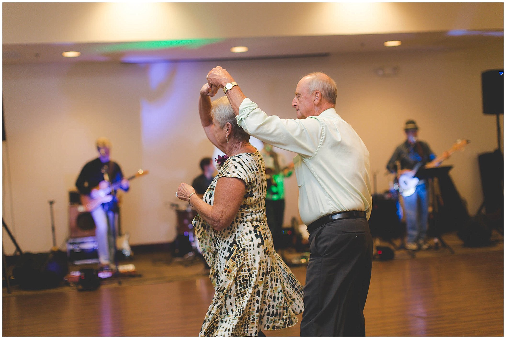 Rustic Indianapolis Wedding, Indianapolis Wedding Photographer_0080.jpg