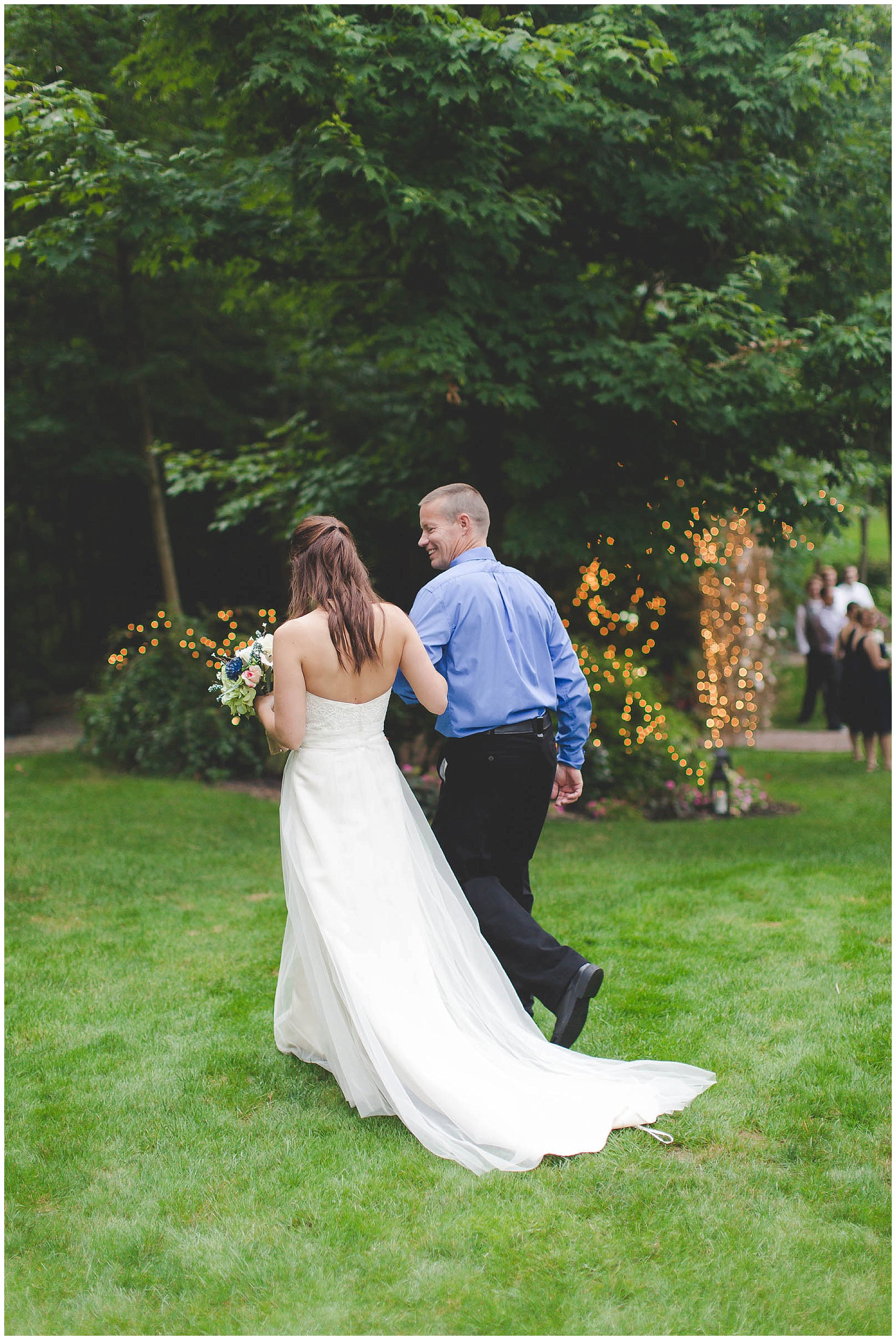 Stunning backyard wedding with twinkly lights, Fort Wayne Indiana Wedding Photographer_0010.jpg