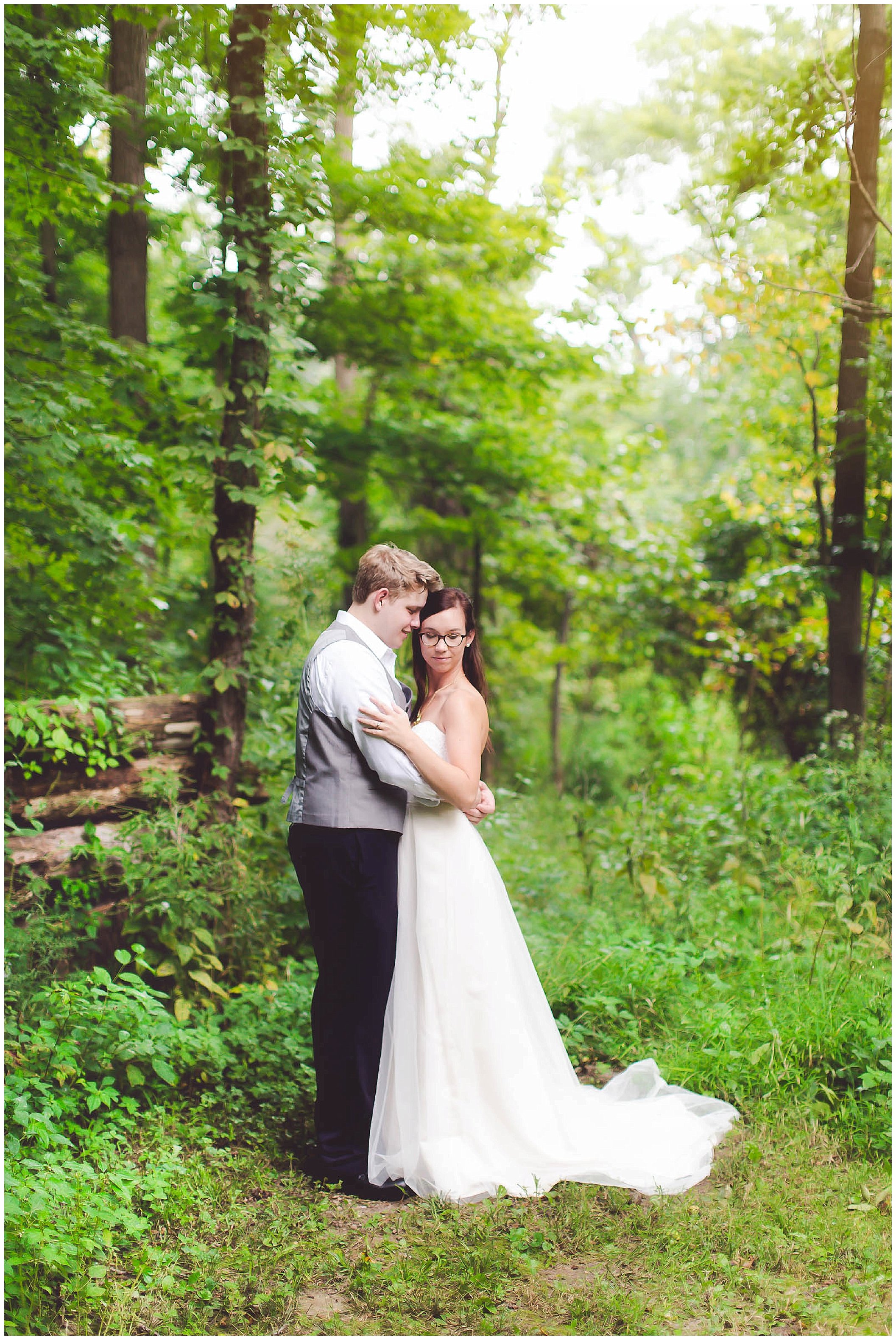Stunning backyard wedding with twinkly lights, Fort Wayne Indiana Wedding Photographer_0040.jpg