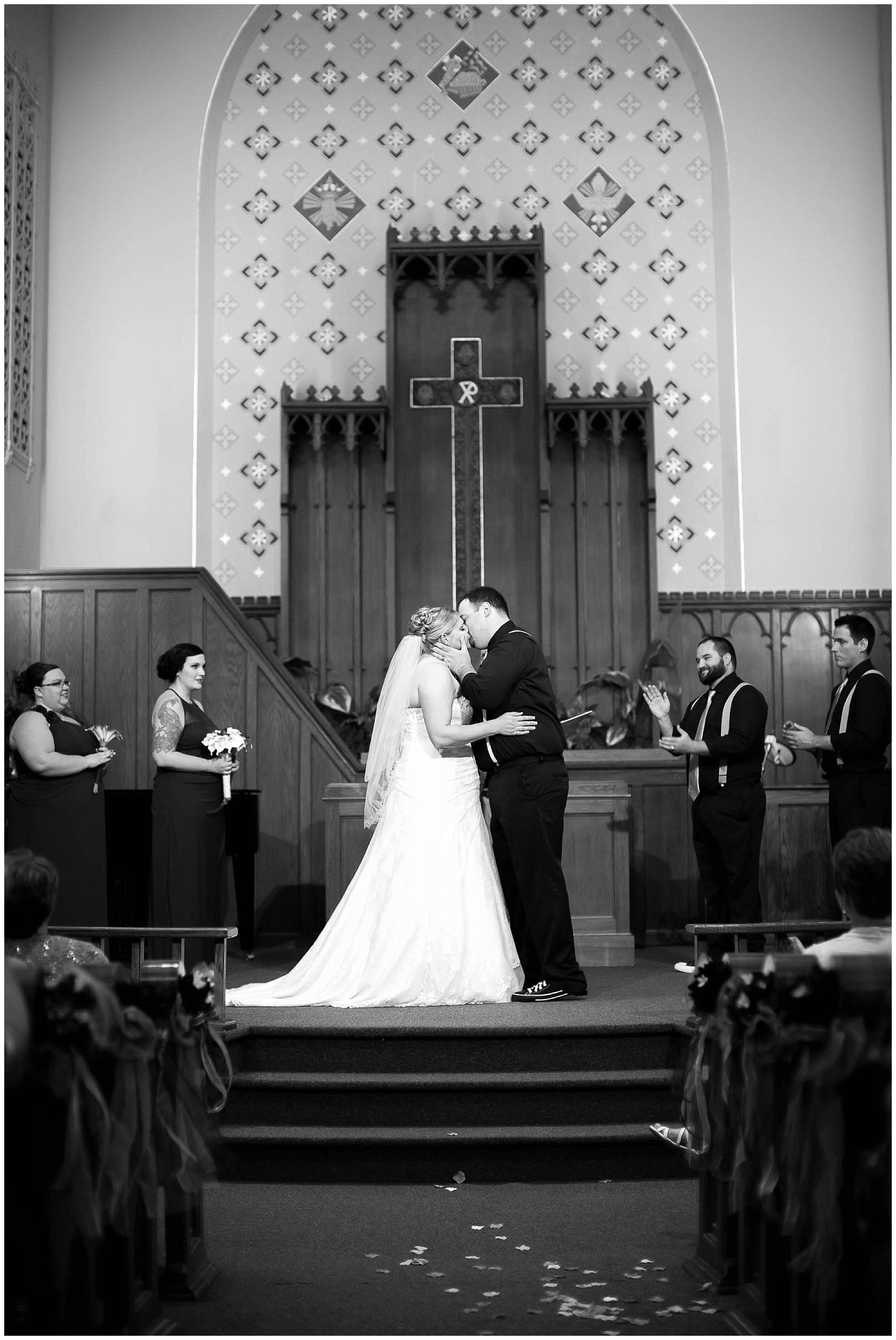 Broadway Christian Church Wedding, Fort Wayne Indiana Wedding Photographer_0076.jpg