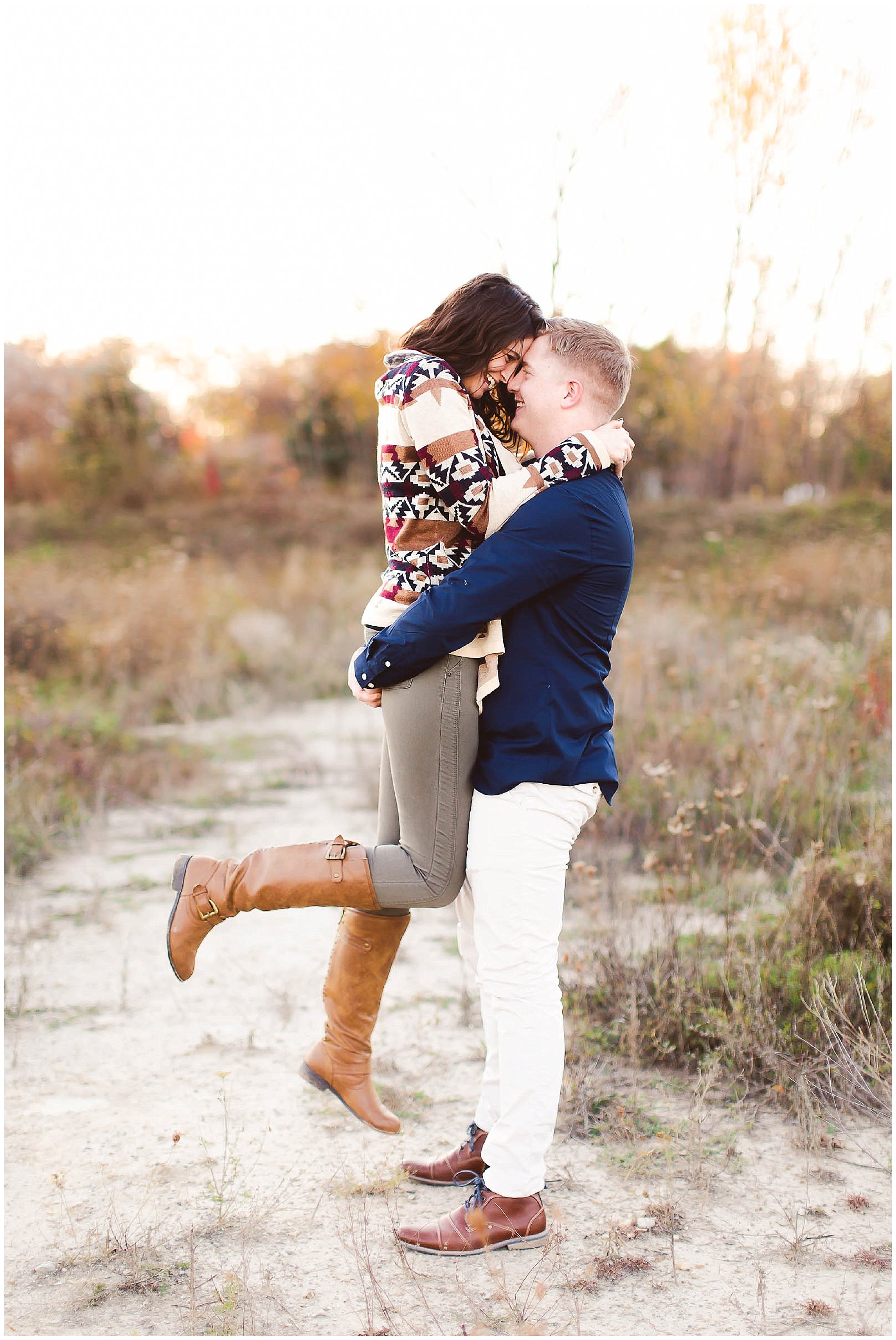 Cozy and Adorable fall engagement session with a guitar , Fort Wayne Wedding Photographer_0001.jpg