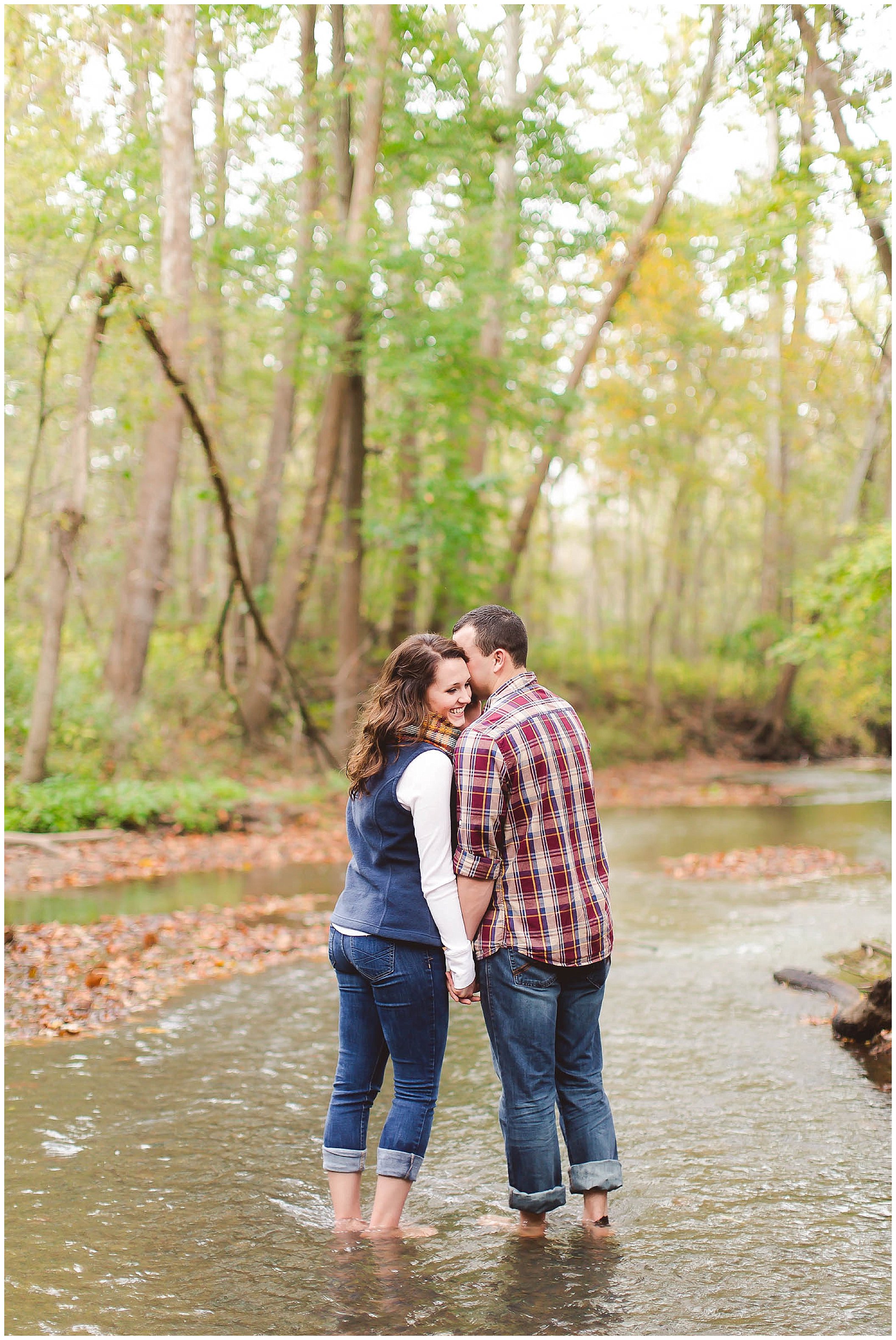 Cozy fall engagement session in a river, Fort Wayne Wedding Photographer_0011.jpg