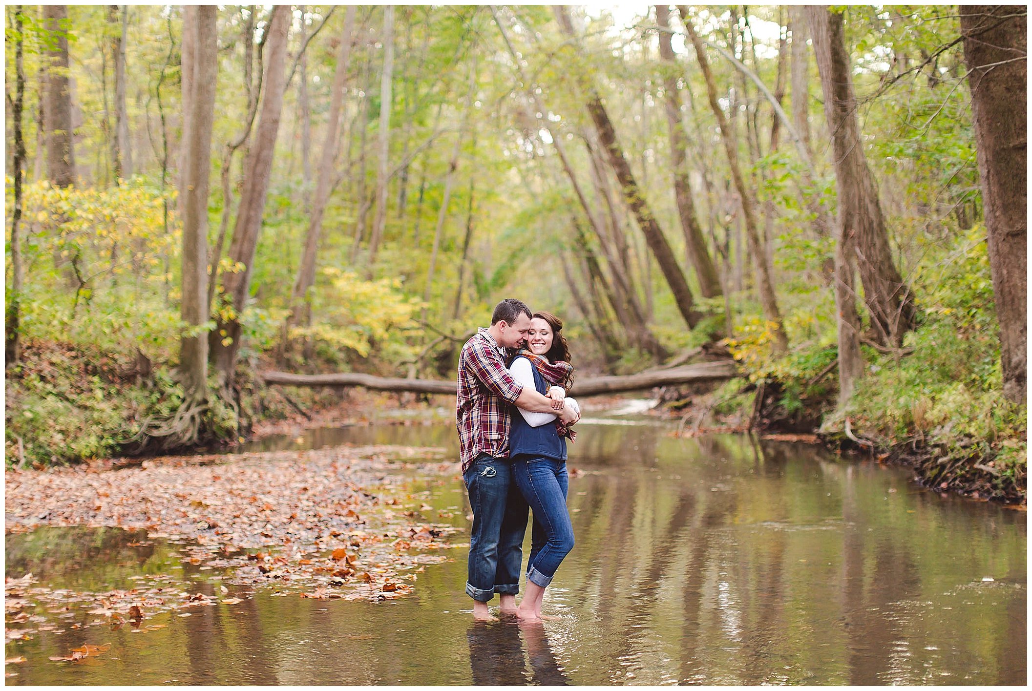 Cozy fall engagement session in a river, Fort Wayne Wedding Photographer_0016.jpg