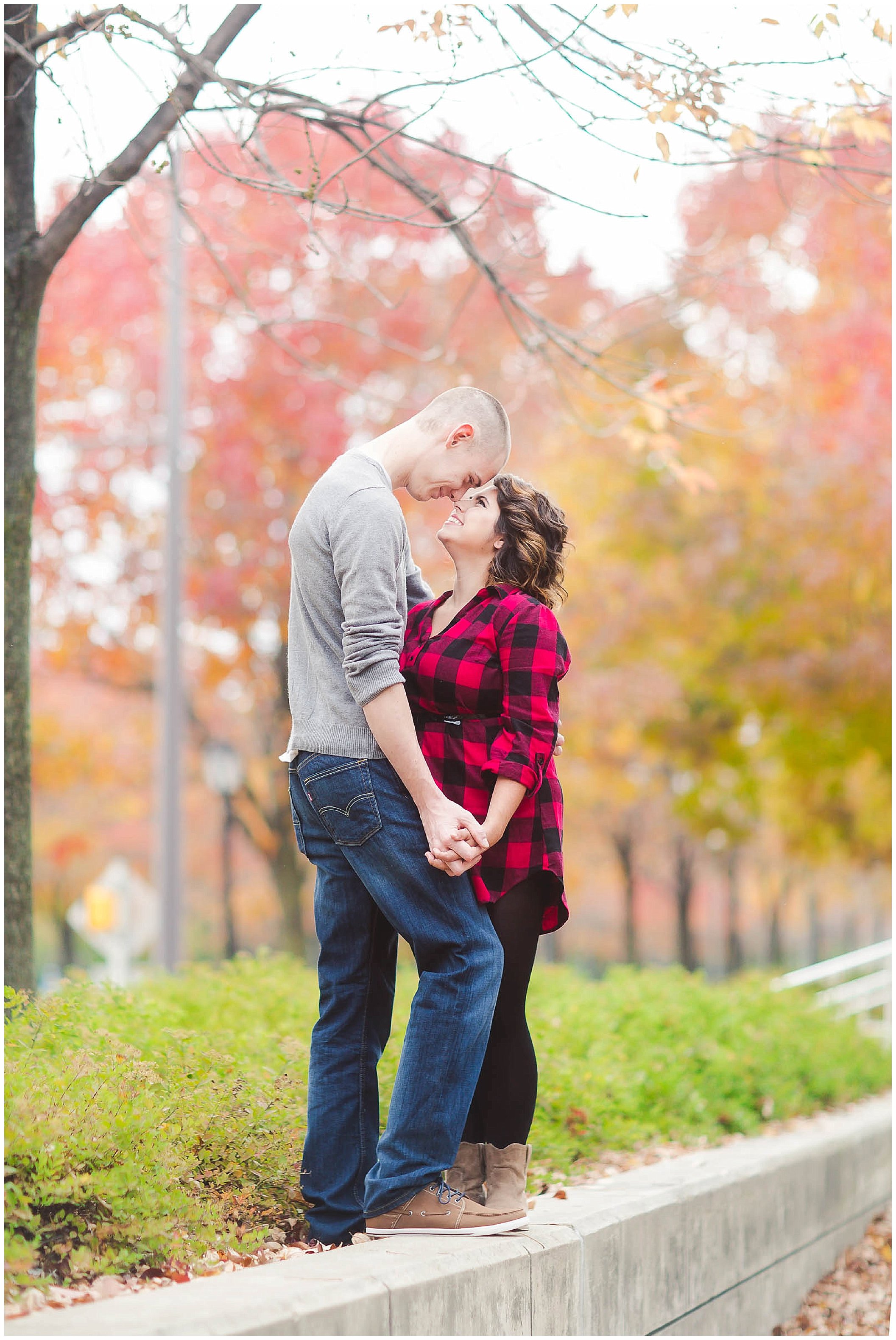 Romantic fall engagement session, Fort Wayne Wedding Photographer,_0013.jpg