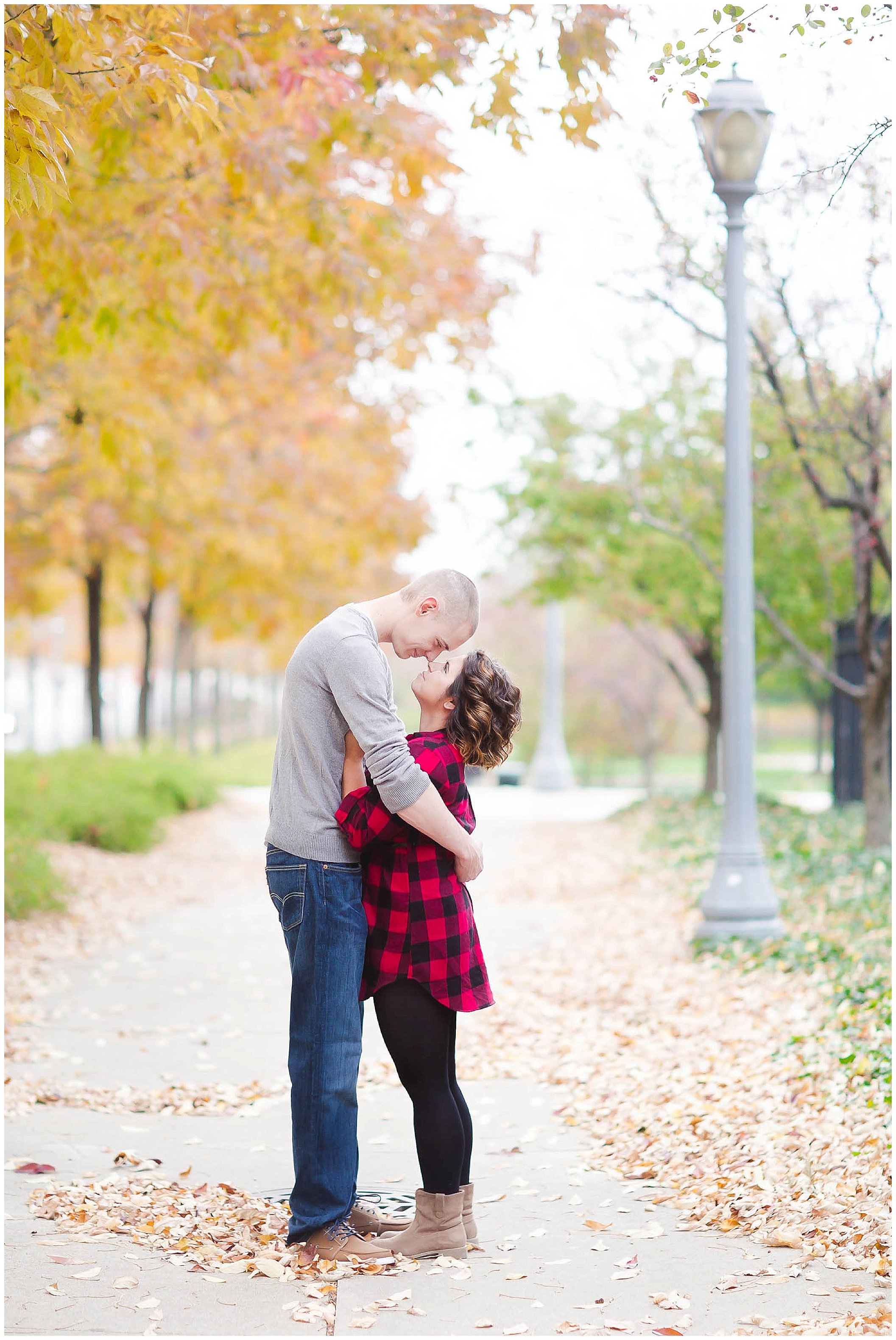 Romantic fall engagement session, Fort Wayne Wedding Photographer,_0016.jpg