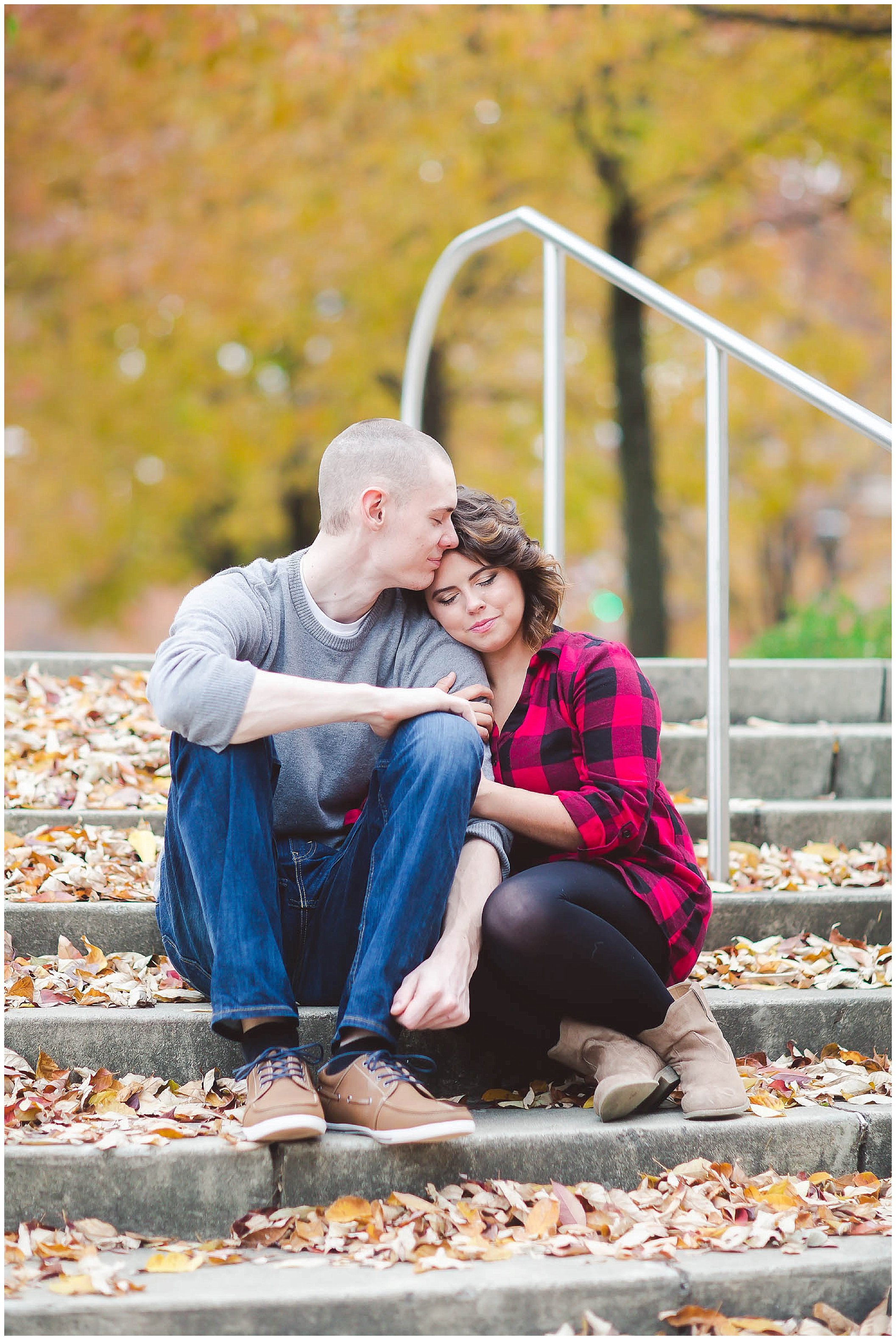 Romantic fall engagement session, Fort Wayne Wedding Photographer,_0021.jpg