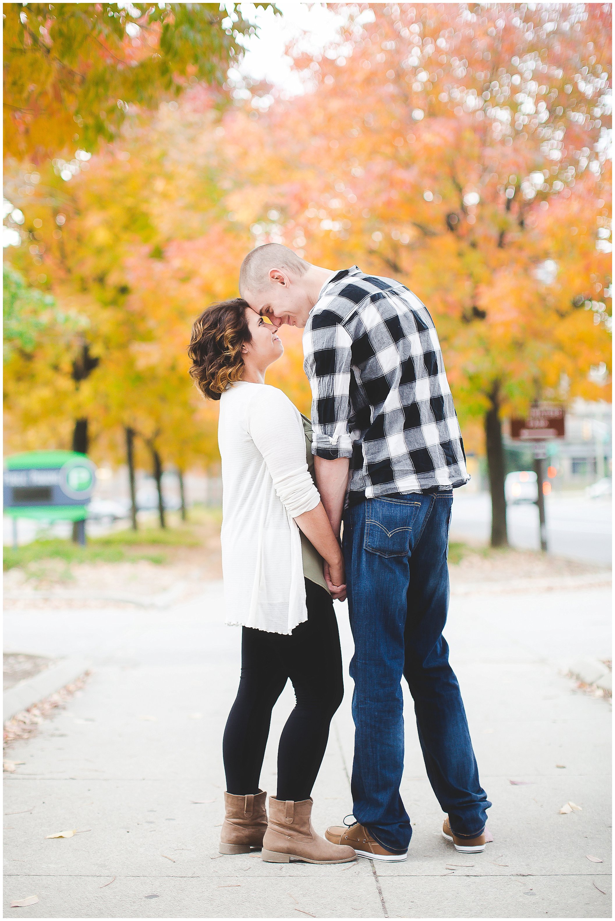 Romantic fall engagement session, Fort Wayne Wedding Photographer,_0029.jpg