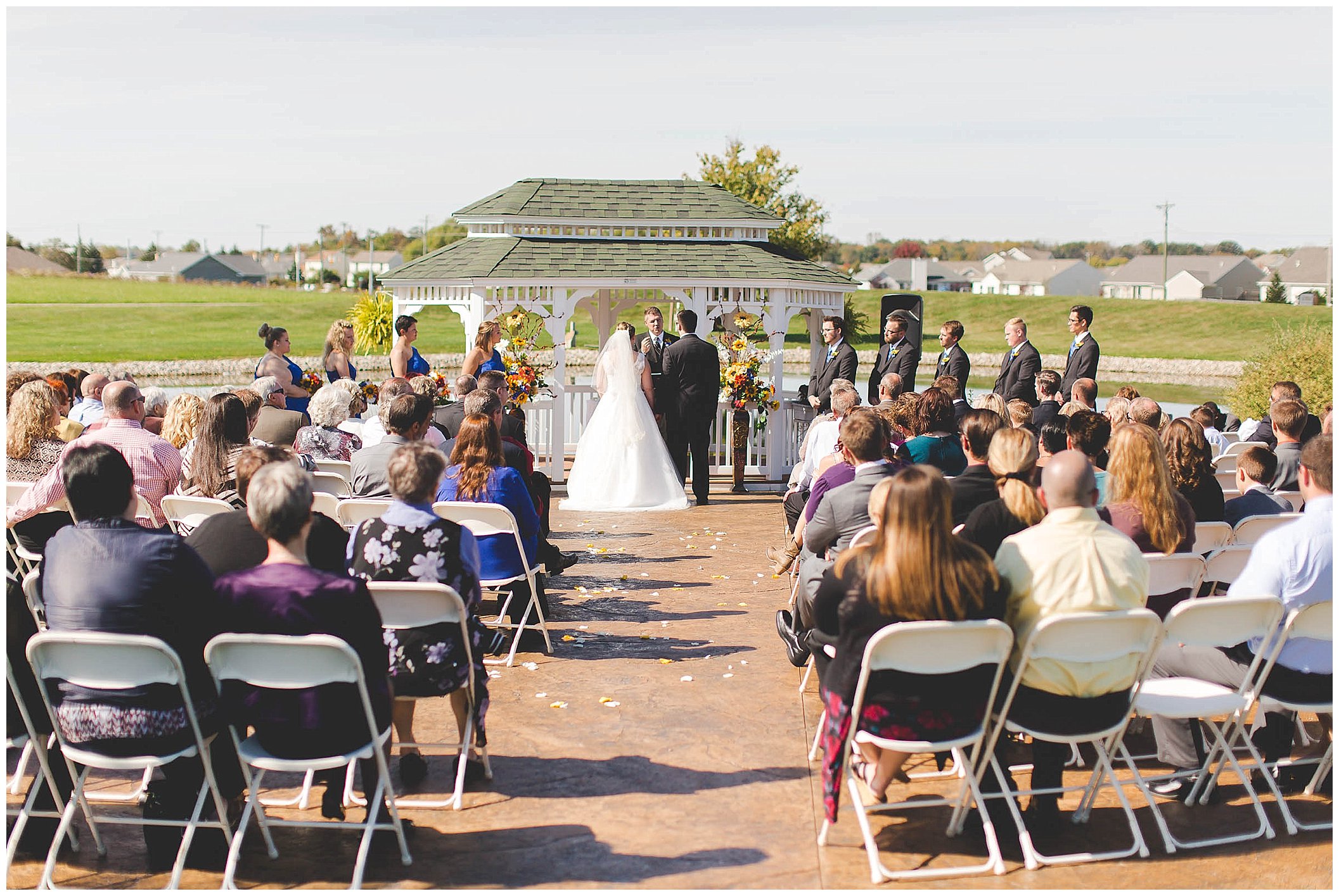 Stunning sunflower wedding at the Shiloh wedding venue in Fort Wayne Indiana, Fort Wayne Wedding Photographer_0008.jpg