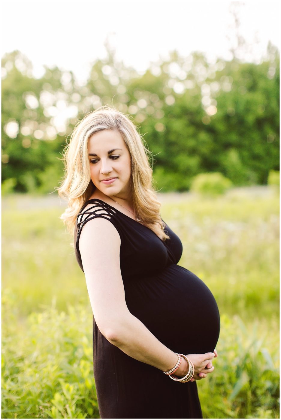 Adorable maternity session in Fort Wayne Indiana_0047