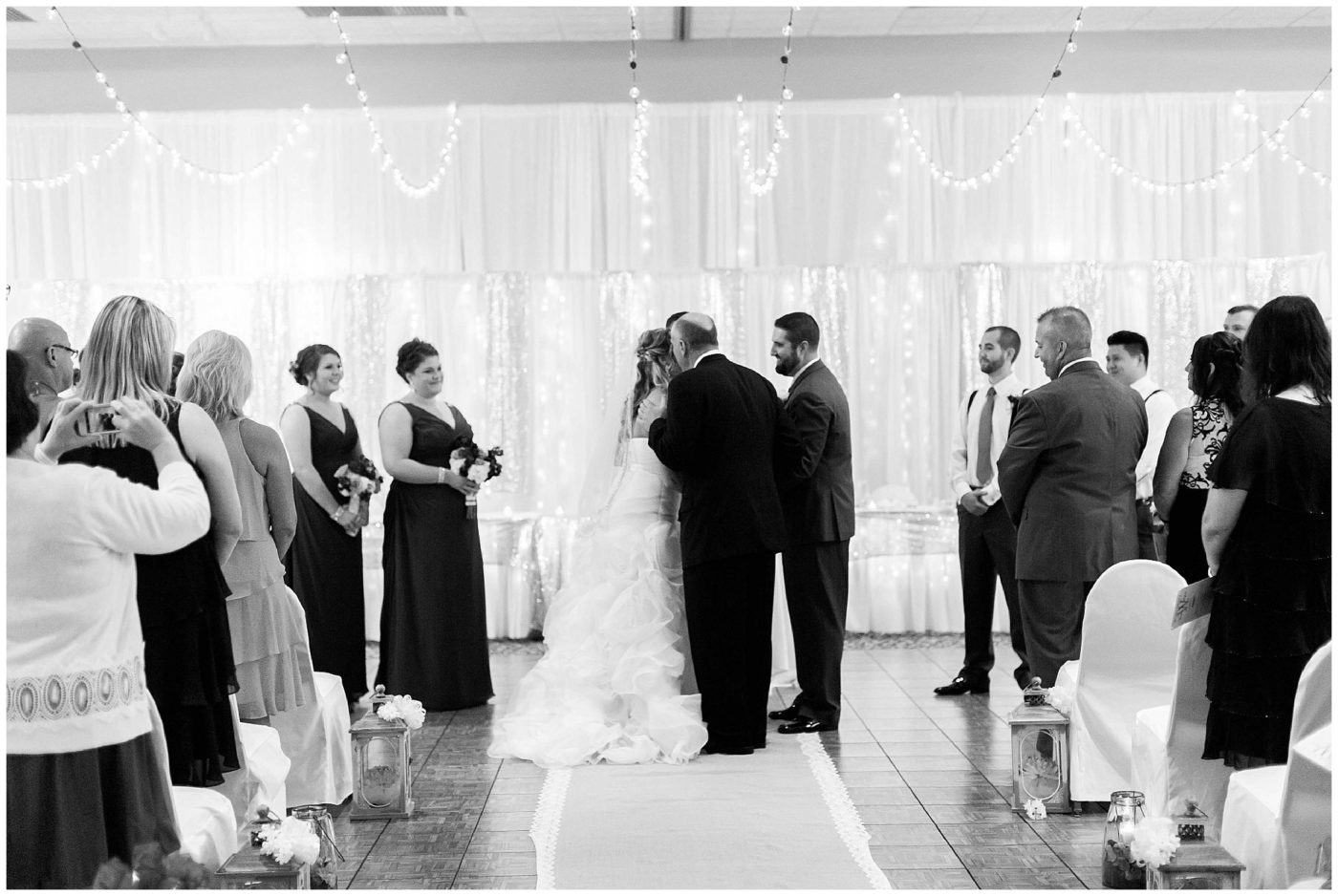 Gorgeous and Elegant wedding at The Landmark in Fort Wayne Indiana, Fort Wayne Wedding Photographer_0017