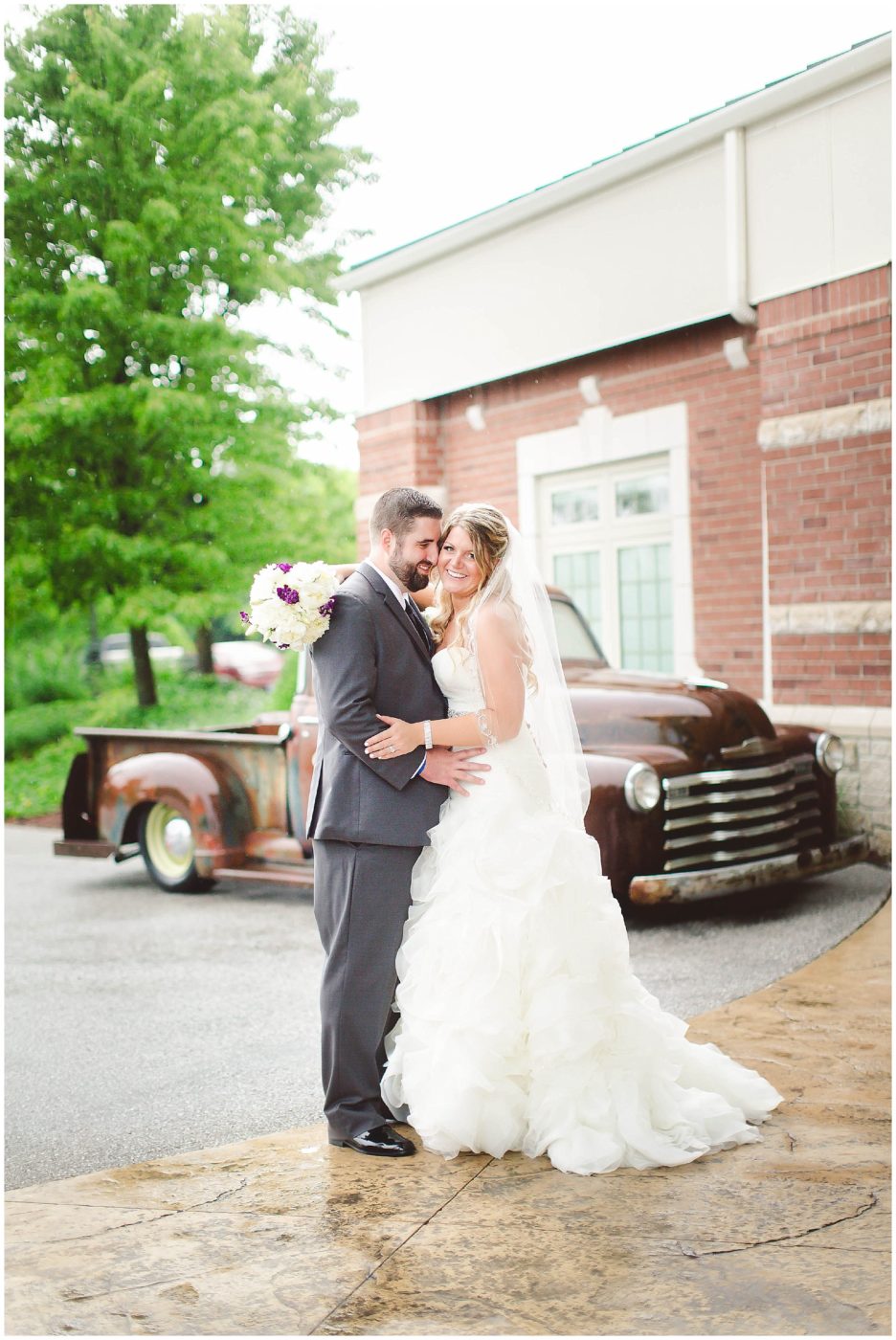 Gorgeous and Elegant wedding at The Landmark in Fort Wayne Indiana, Fort Wayne Wedding Photographer_0056