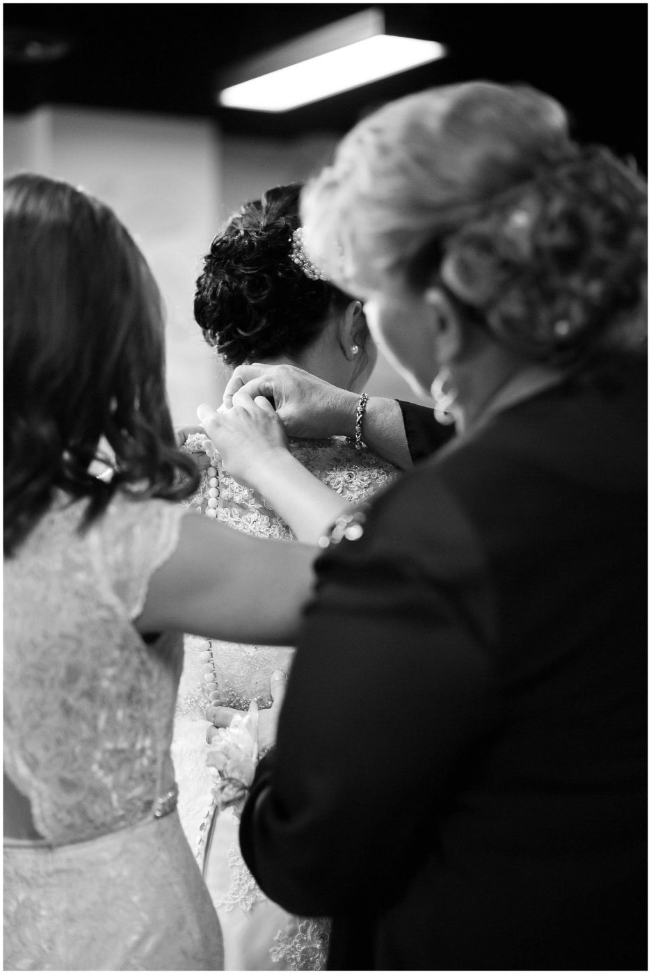 beautiful wedding ceremony at Pathway church in fort Wayne Indiana, Fort Wayne Wedding Photographer_0012