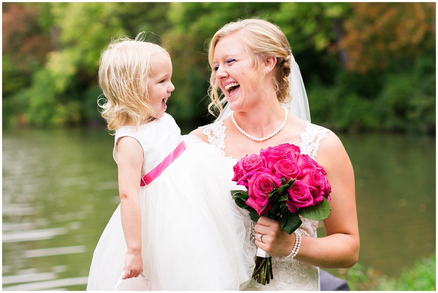 toledo-ohio-wedding-photographer-modern-hot-pink-wedding-inspiration_0005