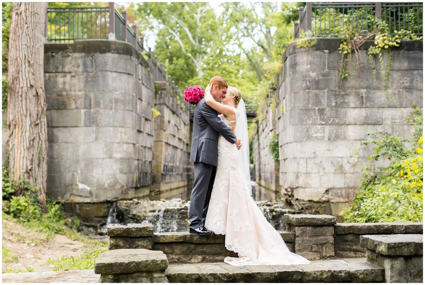 toledo-ohio-wedding-photographer-modern-hot-pink-wedding-inspiration_0021