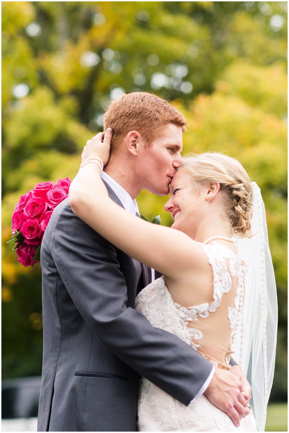 toledo-ohio-wedding-photographer-modern-hot-pink-wedding-inspiration_0027