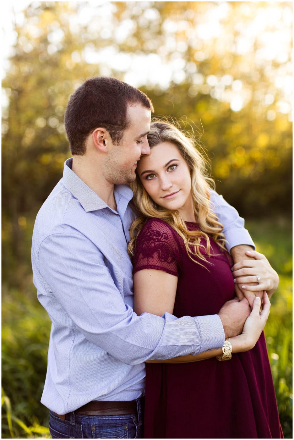 cozy-and-country-fall-engagement-session-in-fort-wayne-indiana-fort-wayne-wedding-photographer_0009