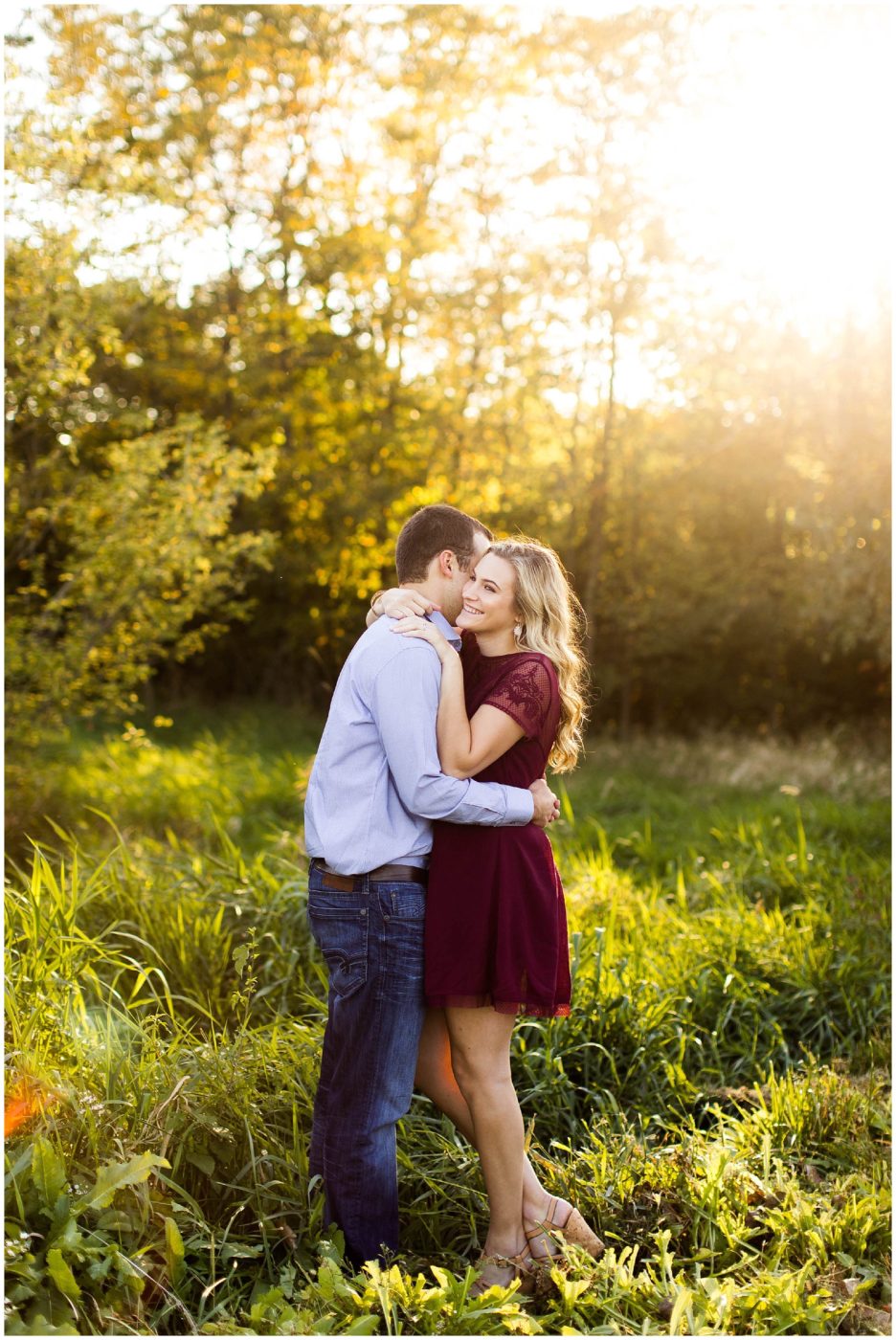 cozy-and-country-fall-engagement-session-in-fort-wayne-indiana-fort-wayne-wedding-photographer_0014