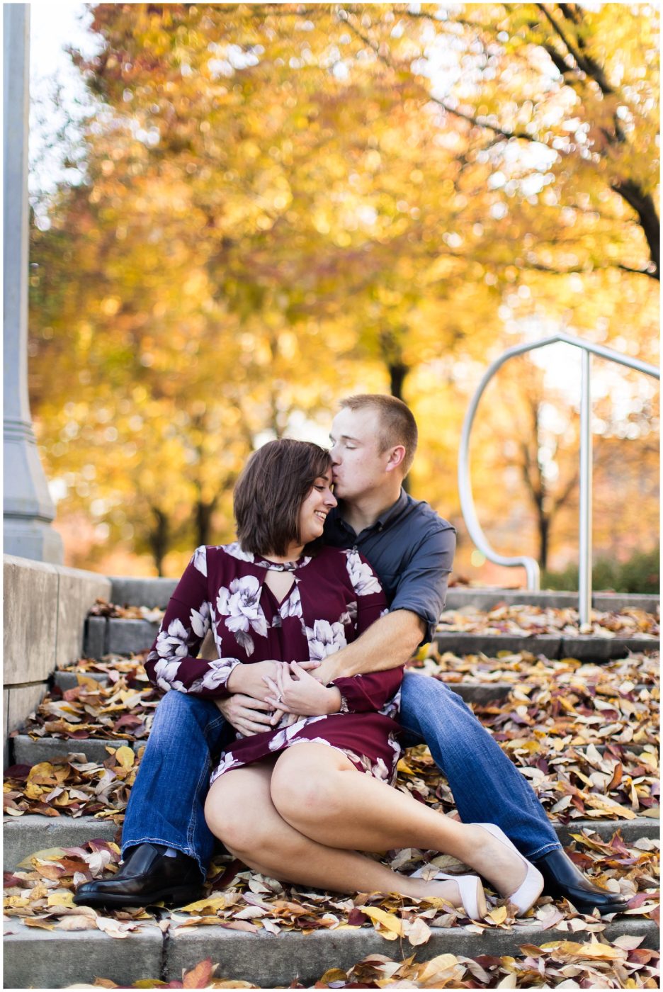 fall-engagement-session-at-headwater-park-downtown-fort-wayne-fort-wayne-wedding-photographer_0005